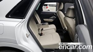 Audi Q3 40 TFSI 4WD Premium 2025 года из Южной Кореи