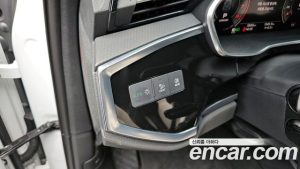Audi Q3 40 TFSI 4WD Premium 2025 года из Южной Кореи