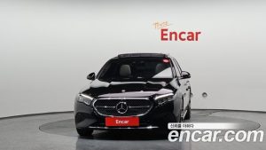 Mercedes-Benz E-Class E200 Avantgarde 2025 года из Южной Кореи