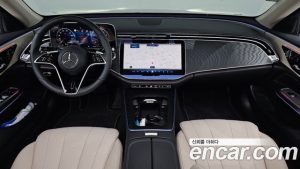 Mercedes-Benz E-Class E200 Avantgarde 2025 года из Южной Кореи