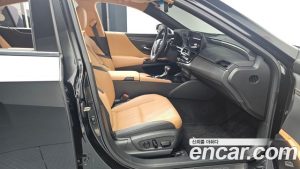Lexus ES Luxury Plus 2023 года из Южной Кореи