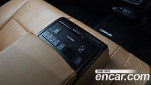 Lexus ES Luxury Plus 2023 года из Южной Кореи
