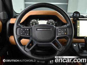 Land Rover Defender 110 P400 X 2024 года из Южной Кореи