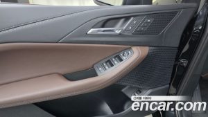 BMW 2-Series 220i Advantage 2025 года из Южной Кореи