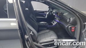 Mercedes-Benz E-Class E250 AMG Line 2023 года из Южной Кореи