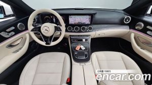 Mercedes-Benz E-Class E250 AMG Line 2023 года из Южной Кореи