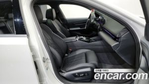 BMW 5-Series 520i 2024 года из Южной Кореи