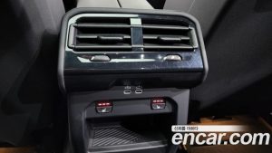 BMW 5-Series 520i 2024 года из Южной Кореи