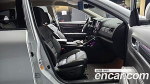 Renault-KoreaSamsung QM6 2.0 LPe RE Signature 2WD 2023 года из Южной Кореи