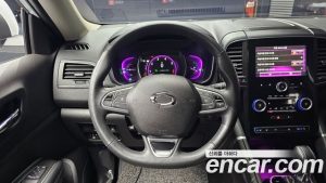 Renault-KoreaSamsung QM6 2.0 LPe RE Signature 2WD 2023 года из Южной Кореи