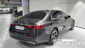Mercedes-Benz E-Class E200 Avantgarde 2025 года из Южной Кореи