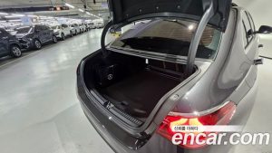 Mercedes-Benz E-Class E200 Avantgarde 2025 года из Южной Кореи