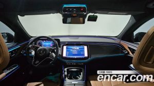 Mercedes-Benz E-Class E200 Avantgarde 2025 года из Южной Кореи