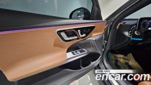 Mercedes-Benz E-Class E200 Avantgarde 2025 года из Южной Кореи