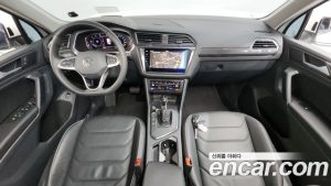 Volkswagen Tiguan 2.0 TDI Prestige 2024 года из Южной Кореи