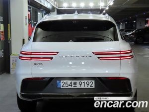 Genesis GV70 2.5T Бензин 2WD 2025 года из Южной Кореи