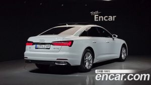 Audi A6 45 TFSI 2023 года из Южной Кореи