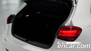Mercedes-Benz A-Class A220 HATCHBACK 2025 года из Южной Кореи