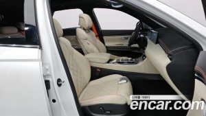 Genesis GV70 2.5T Бензин AWD 2025 года из Южной Кореи