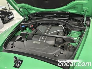 Rolls-Royce Cullinan 6.7 V12 Black Badge 2023 года из Южной Кореи