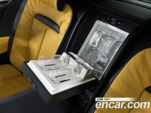 Rolls-Royce Cullinan 6.7 V12 Black Badge 2023 года из Южной Кореи