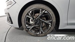 Kia K5 Signature 2024 года из Южной Кореи