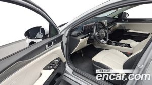 Kia K5 Signature 2024 года из Южной Кореи