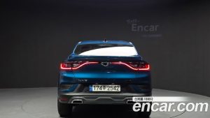 Renault-KoreaSamsung XM3 1.6 E-TECH Inspire 2023 года из Южной Кореи