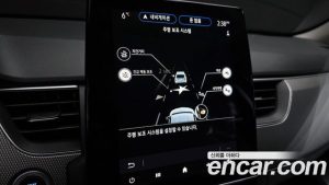 Renault-KoreaSamsung XM3 1.6 E-TECH Inspire 2023 года из Южной Кореи