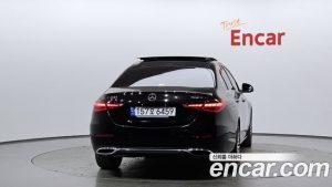 Mercedes-Benz C-Class C300 4MATIC Avantgarde 2024 года из Южной Кореи
