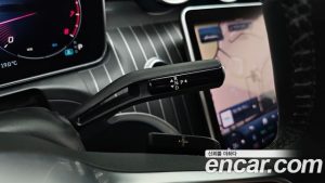Mercedes-Benz C-Class C300 4MATIC Avantgarde 2024 года из Южной Кореи