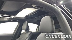 Mercedes-Benz C-Class C300 4MATIC Avantgarde 2024 года из Южной Кореи