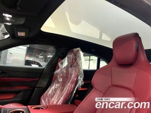 Porsche Taycan 4S CROSS TURISMO 2023 года из Южной Кореи