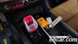 Volvo XC60 B5 Inscription 2022 года из Южной Кореи