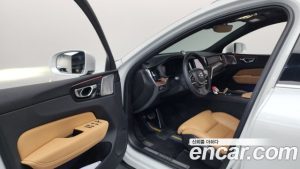 Volvo XC60 B5 Inscription 2022 года из Южной Кореи