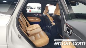 Volvo XC60 B5 Inscription 2022 года из Южной Кореи