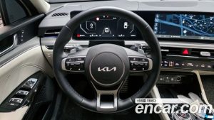 Kia K5 2.0 2024 года из Южной Кореи