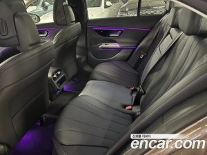 Mercedes-Benz E-Class E200 Avantgarde 2025 года из Южной Кореи