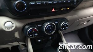 Hyundai Venue 1.6 Premium 2024 года из Южной Кореи