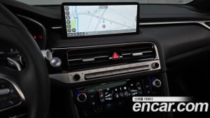 Genesis G70 Бензин 2.5T 2WD 2024 года из Южной Кореи
