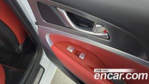 Genesis G70 Бензин 2.5T 2WD 2024 года из Южной Кореи