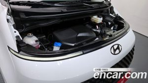 Hyundai Staria 2WD Camper 2024 года из Южной Кореи