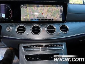 Mercedes-Benz E-Class E350 4MATIC AMG Line 2023 года из Южной Кореи