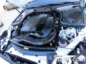 Mercedes-Benz E-Class E350 4MATIC AMG Line 2023 года из Южной Кореи
