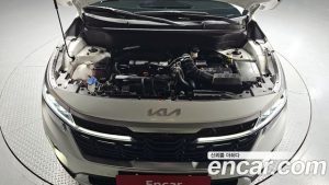 Kia Seltos Бензин 1.6 Turbo 2WD 2024 года из Южной Кореи
