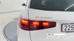 Mercedes-Benz GLS-Class GLS580 4MATIC 2024 года из Южной Кореи
