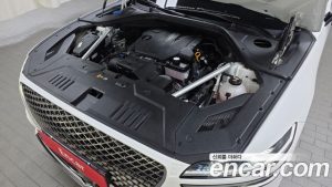 Genesis GV70 2.5T Бензин AWD 2024 года из Южной Кореи