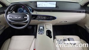 Genesis GV70 2.5T Бензин AWD 2024 года из Южной Кореи