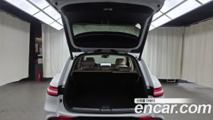 Genesis GV70 2.5T Бензин AWD 2024 года из Южной Кореи