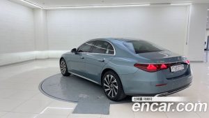 Mercedes-Benz E-Class E300 4MATIC Exclusive 2025 года из Южной Кореи